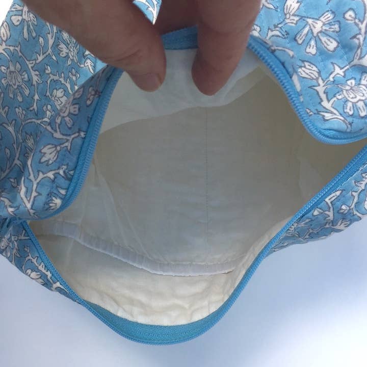 Mehera Shaw – wholesale Make-up/cosmetic bag – Cosmetics Bag - Quilted Hand Block Print Cotton7