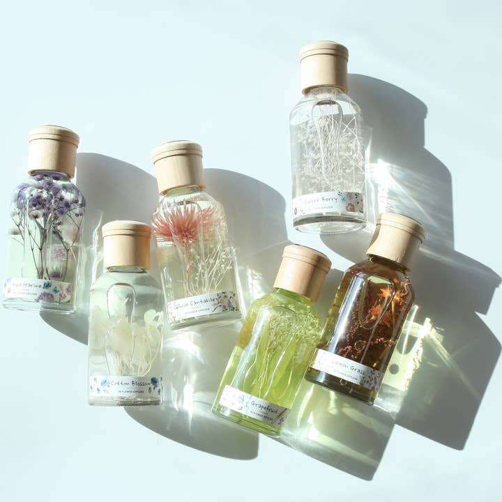 Emerci Cotton Blossom Mood Lamp Reed Diffuser 5.4 Oz(160 Ml) for wholesale by Every Reason