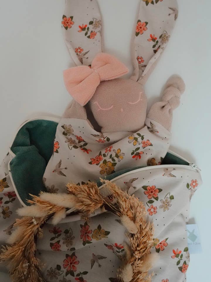 Louis & Jules Stambouli Conseil – Großhandel Sicherheits-/Kuscheldecke – Baby – Doudou Schwamm-Haargummi – Babyvögel14