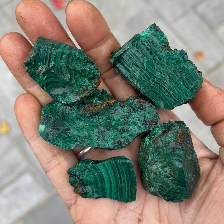 Tumbledshop - Wholesale Spiritual Stone/Crystal - Natural Malachite, Raw Green Malachite, Wards Off Danger0