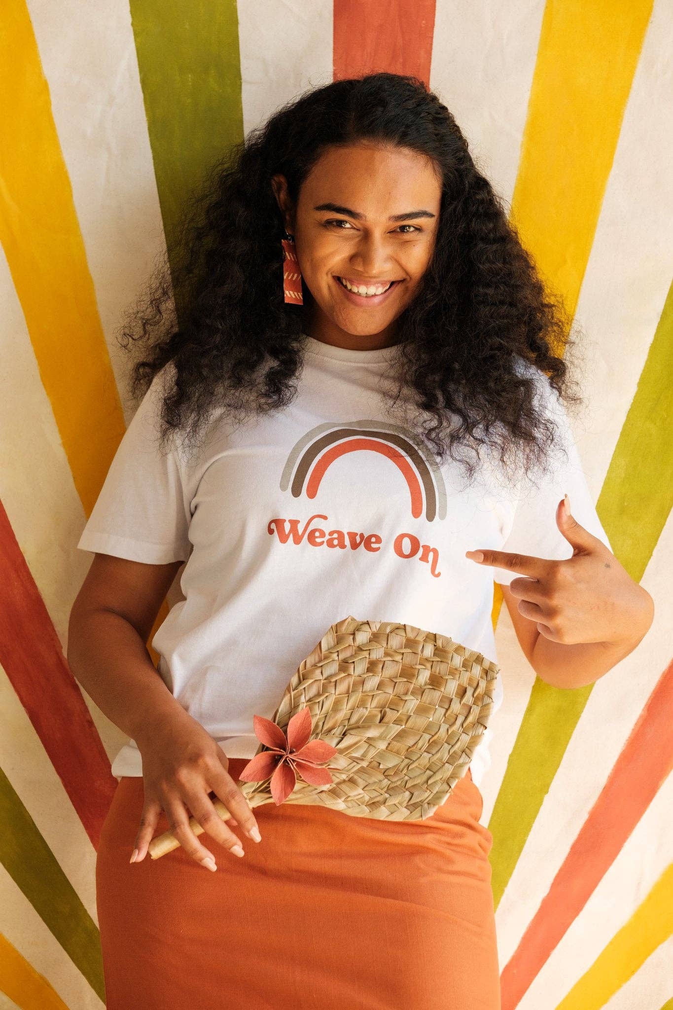 Rise Beyond the Reef - Wholesale Wall Accent - Niu Fan with Masi Flower9