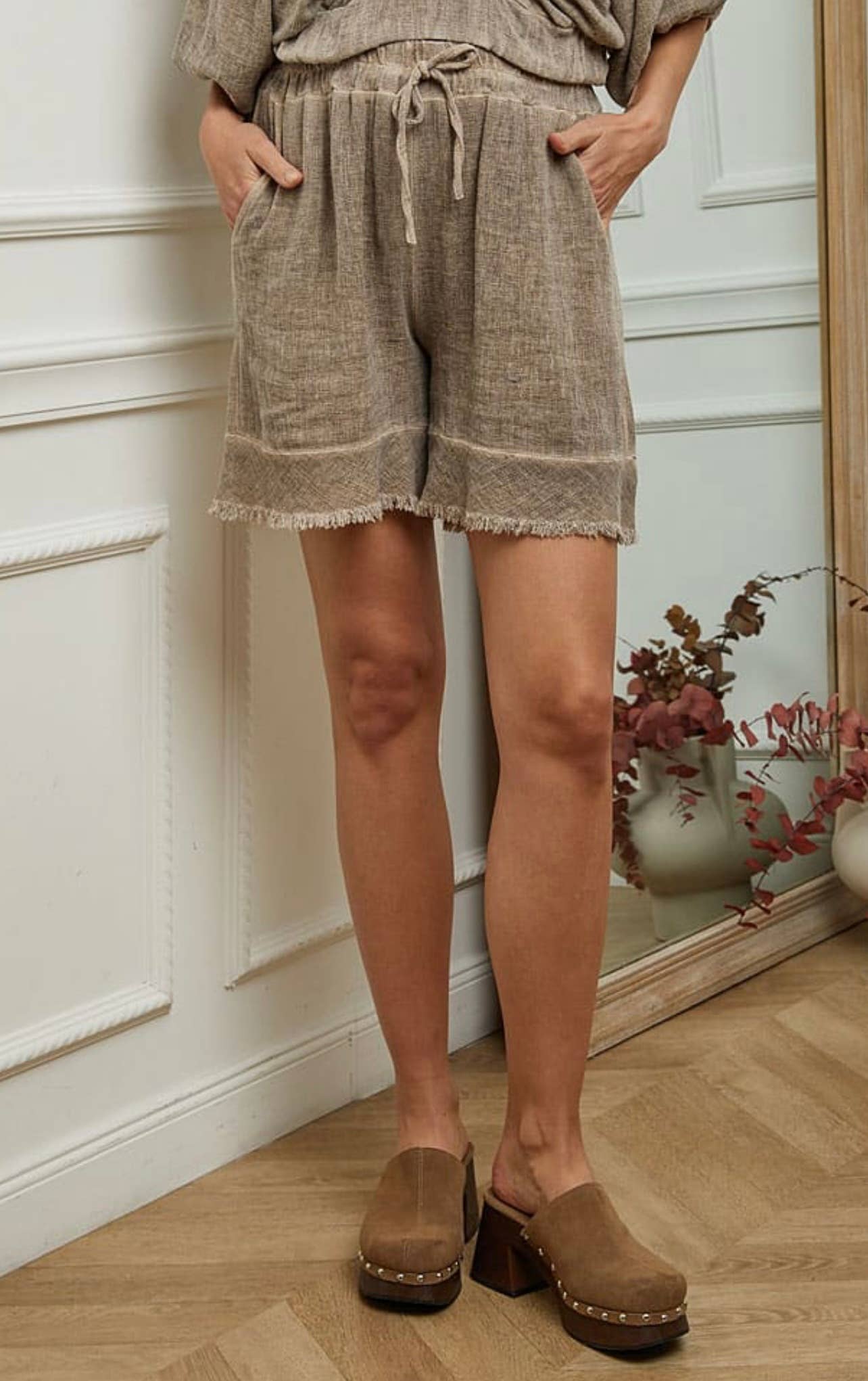 LÉA & LUC - Wholesale Shorts - Women's - Shorts in 50% cotton 50% linen REF. 1007817