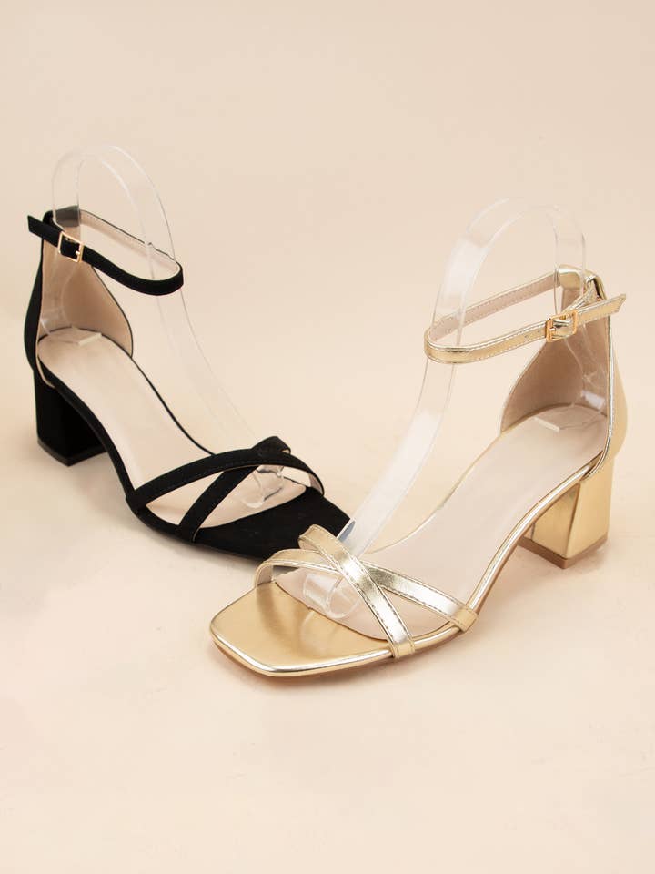 CCOCCI - Wholesale Lage hakschoenen - Dames - EDNA-1 SANDAAL MET VIERKANTE NEUS EN ENKELBANDJE EN BLOKHAK13