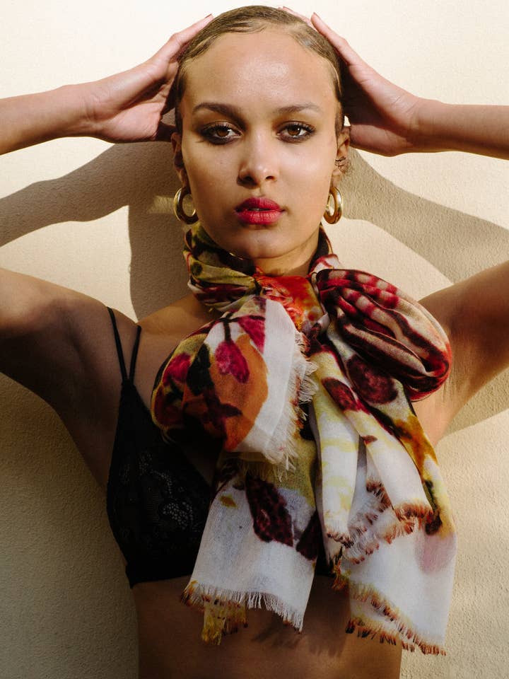 Glad rød for engroshandel hos Ama Pure