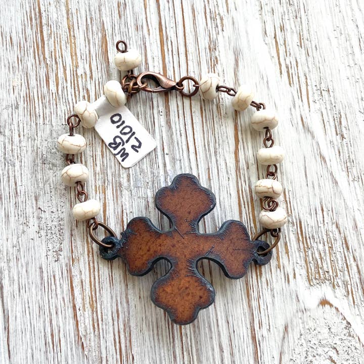 Wanderlust by VB&Co. - Venta al por mayor Pulseras de abalorios/colgantes - Pulsera vintage cruz rústica religiosa boho gitana western