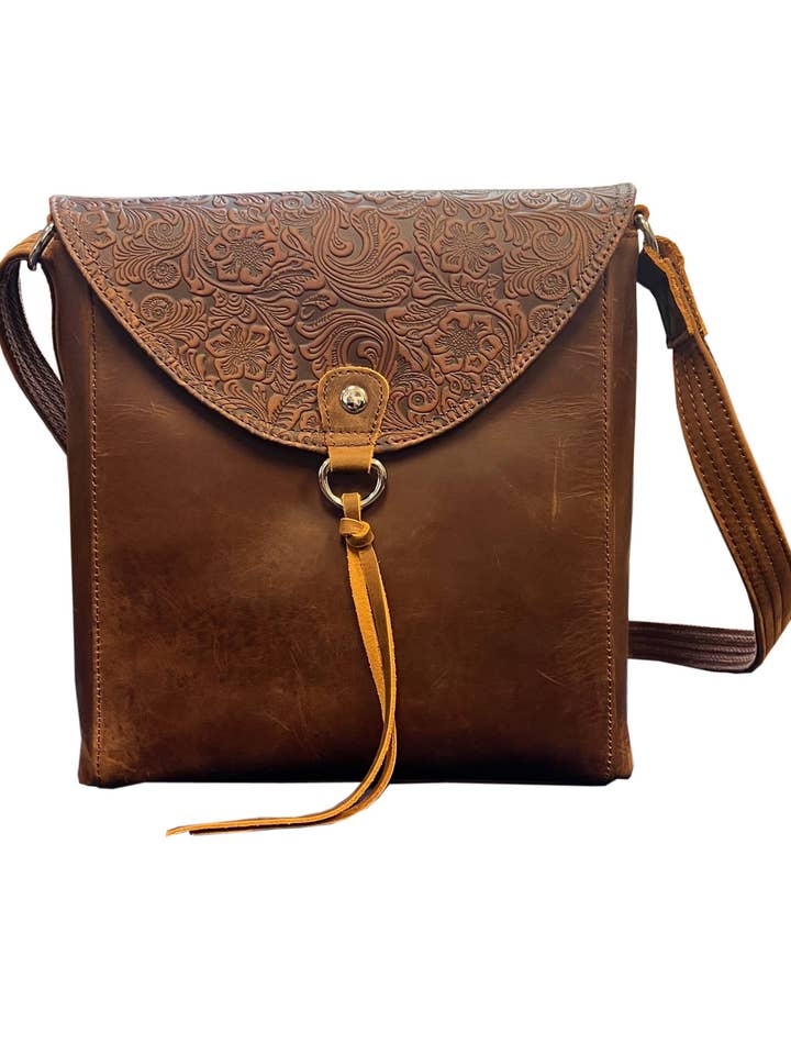 Vintage leather crossbody shoulder bag with adjustable strap for wholesale by Roma Leathers, Inc.