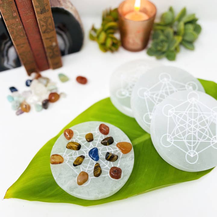 Rock Paradise - Wholesale Crystal Charging Plate - Crystal Selenite Round Engraved Metatron Charging Plate 10cm1