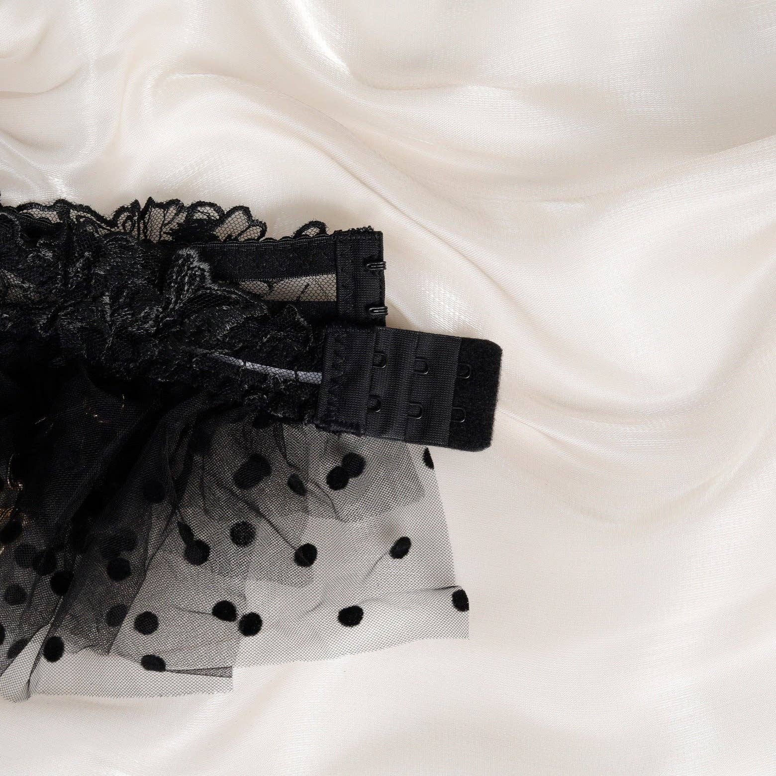 Sweetkama - Venta al por mayor Conjunto de lencería - Mujer - Conjunto de Lencería de 3 Piezas con Encaje Floral y Malla de Lunares para Damas SKLG408511