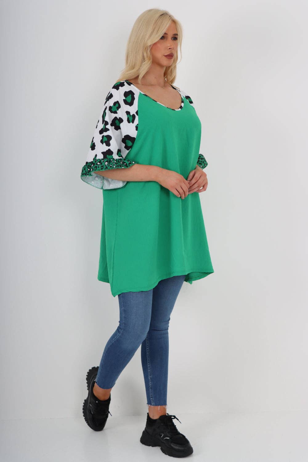 Miss Bold – wholesale Tunic – Women’s – Italian Animal Printed Sleeve Tunic Top35