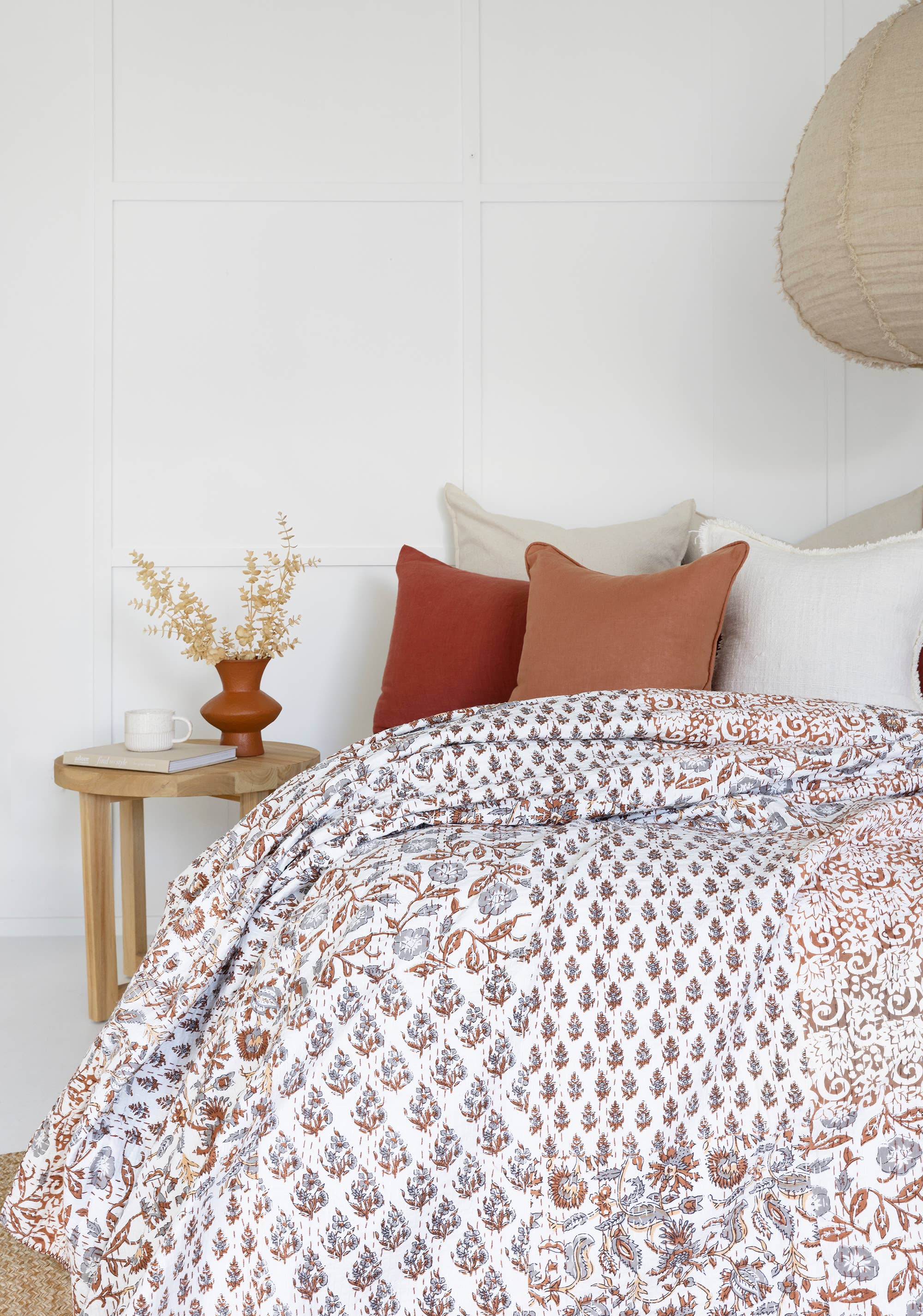 Linen Connections - Wholesale Quilt - Indian Kantha Quilt Blanket Bedspread Coverlet - Amaira1