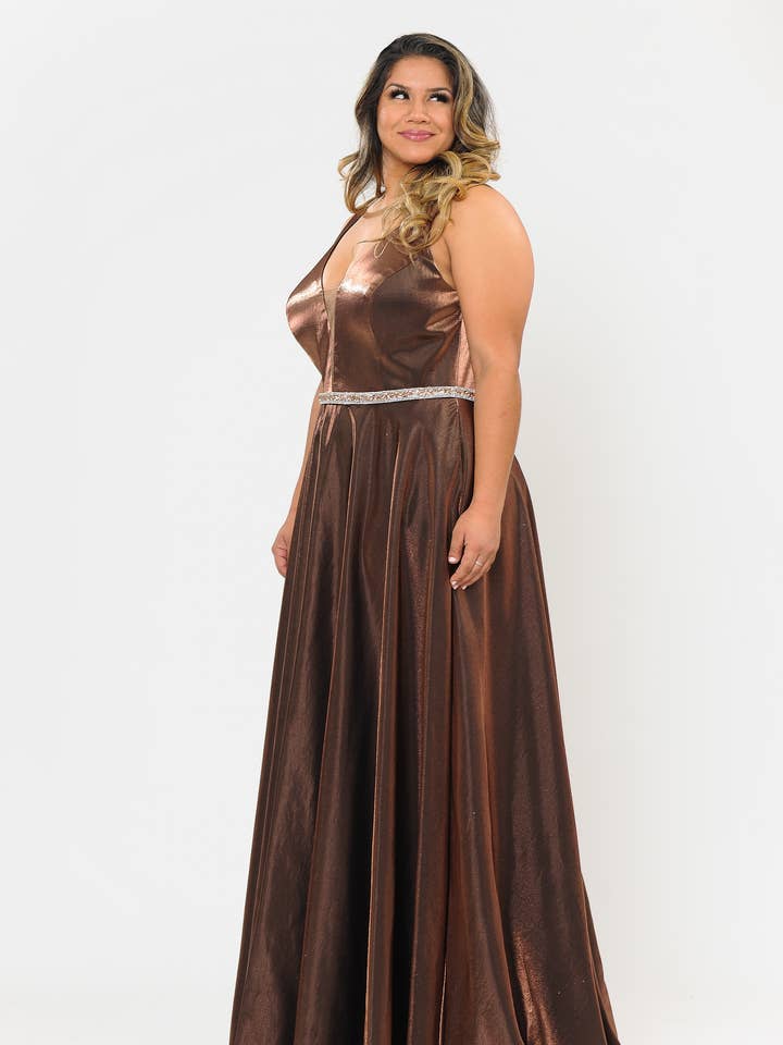 POLY USA - Wholesale Gown – Women's - W1062 Shine in the spotlight with this floor length dress 0