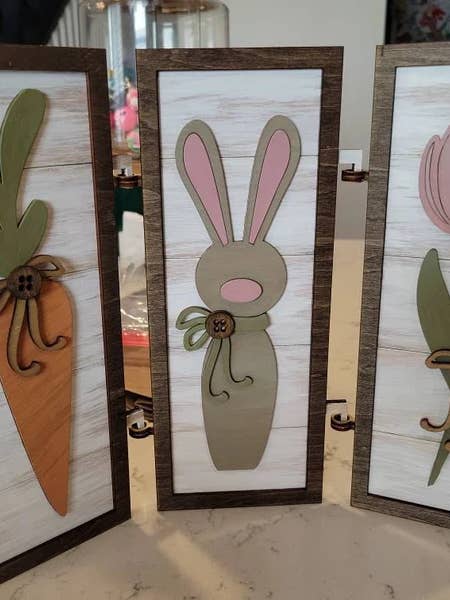 Kit Decorativo Stagionale Trio di Coniglietti Pasquali Intercambiabili-SOLO per la vendita all'ingrosso da parte di Finding Farmhouse Crafts & More