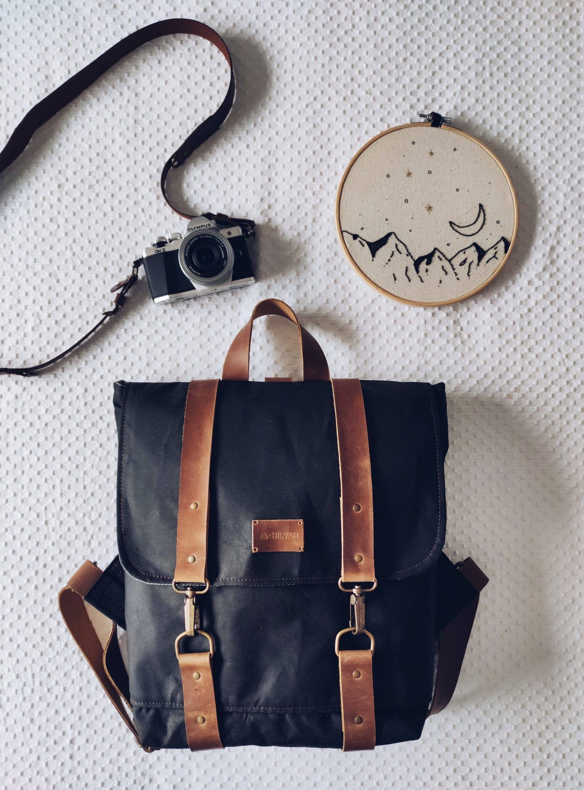 HILVAH - Wholesale Backpack - Unisex - Black leather backpack2