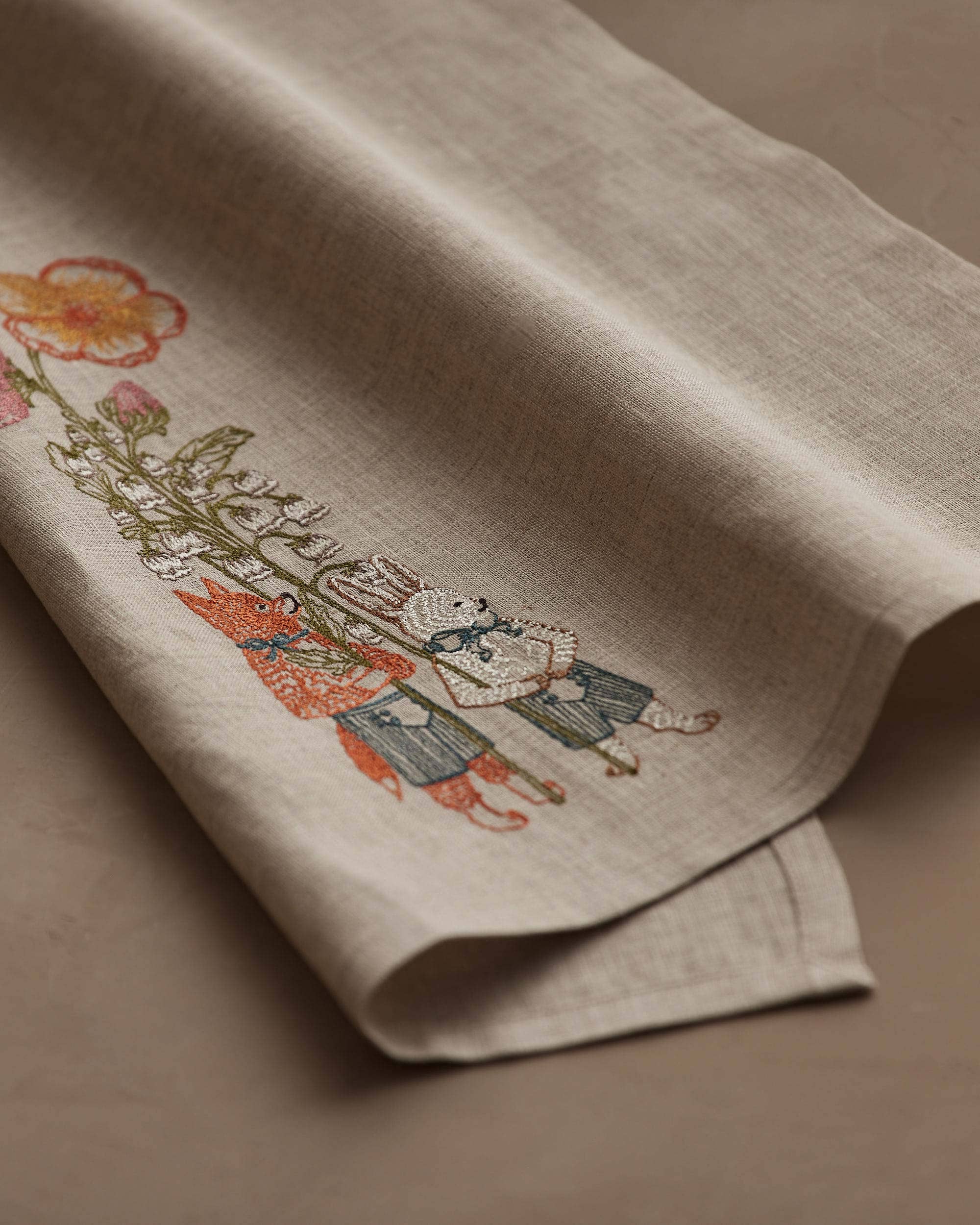 Coral & Tusk - Vente Torchons - Torchon Spring Parade Lily2