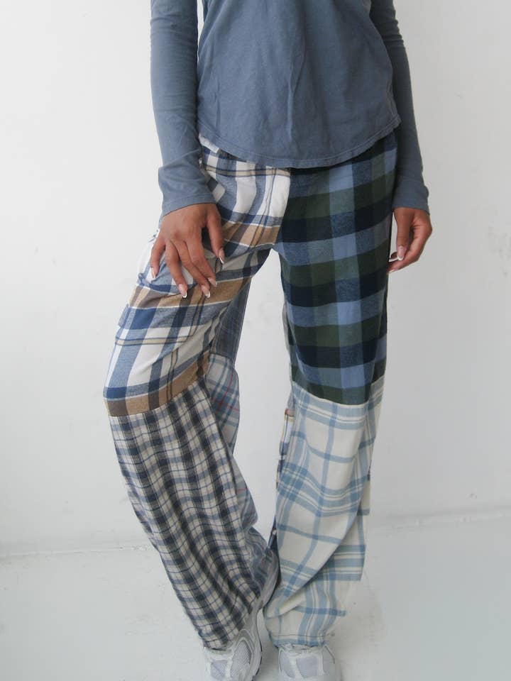 American Recycled Clothing - Wholesale Pants – Women's - Flannel Pants Bundle1