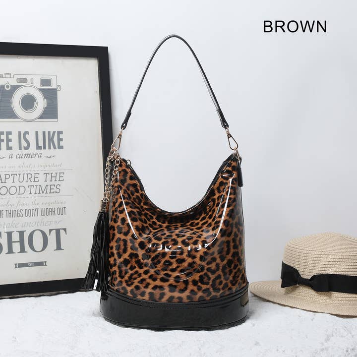 House of Milano – wholesale Shoulder bag – women's – 25439 Leopard Print Patent Shoulder Bag1
