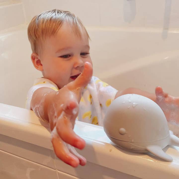 Milk Addict - Wholesale Bath Toy - Baby - Milk Addict Silicone Bath Toy - Whale & Octopus