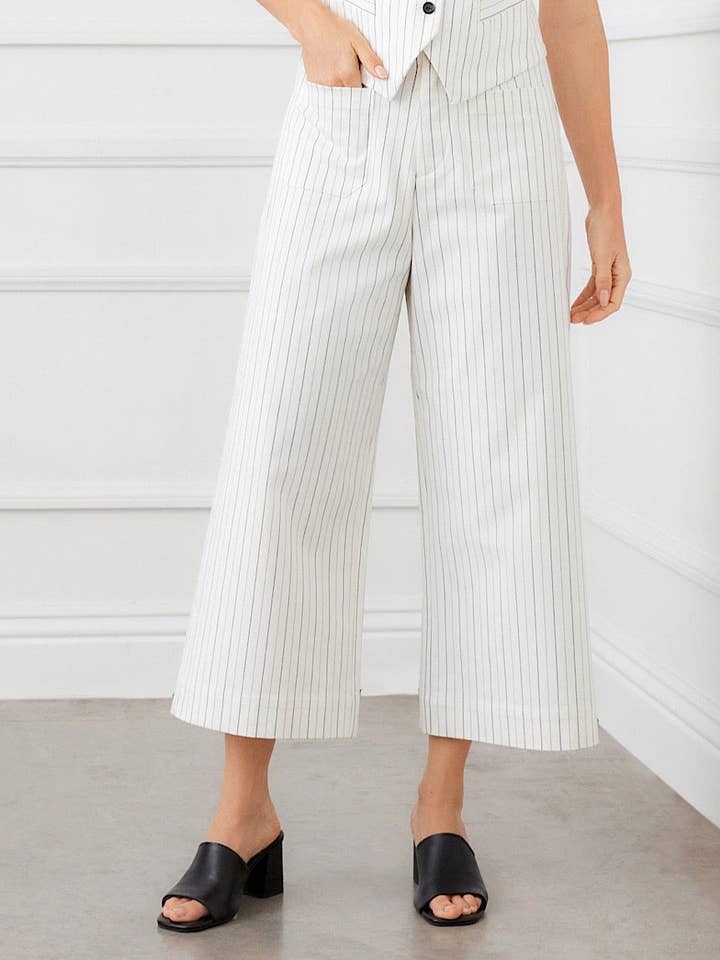 Gestreifte, verkürzte Hosen mit weitem Bein für den Großhandel von Karen Kane