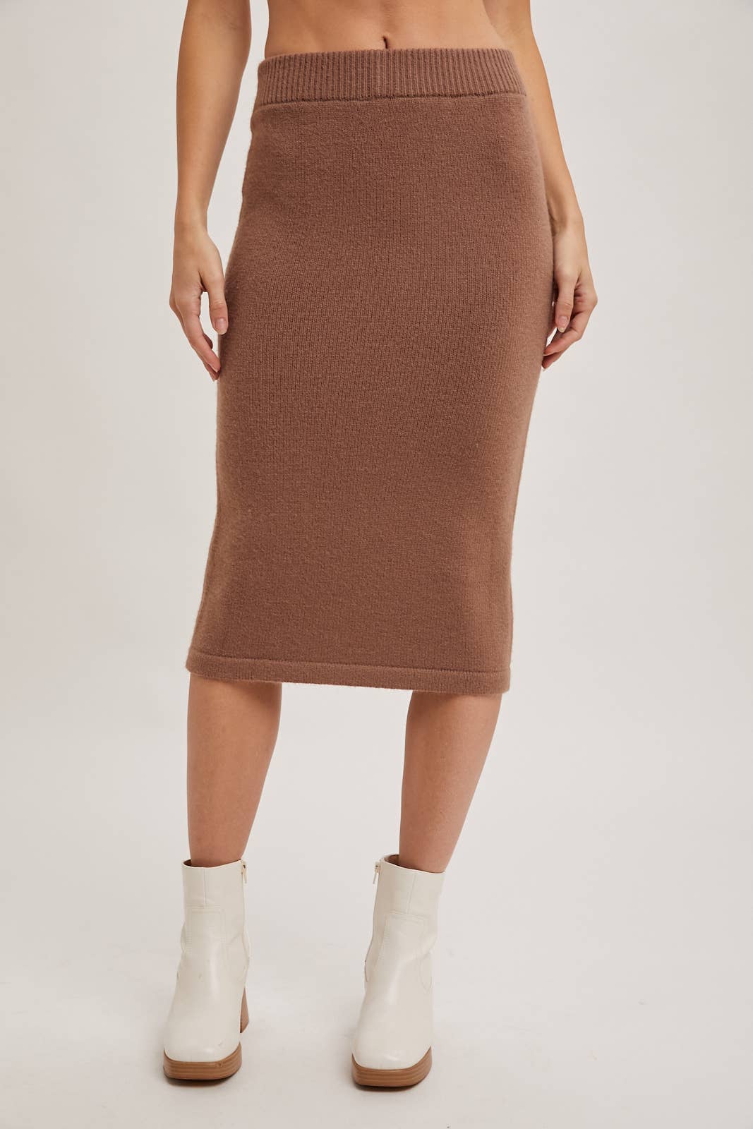 Bluivy – Großhandel Set aus Oberteil und Rock – Damen – Strick-Hoodie und Bleistiftrock Set29