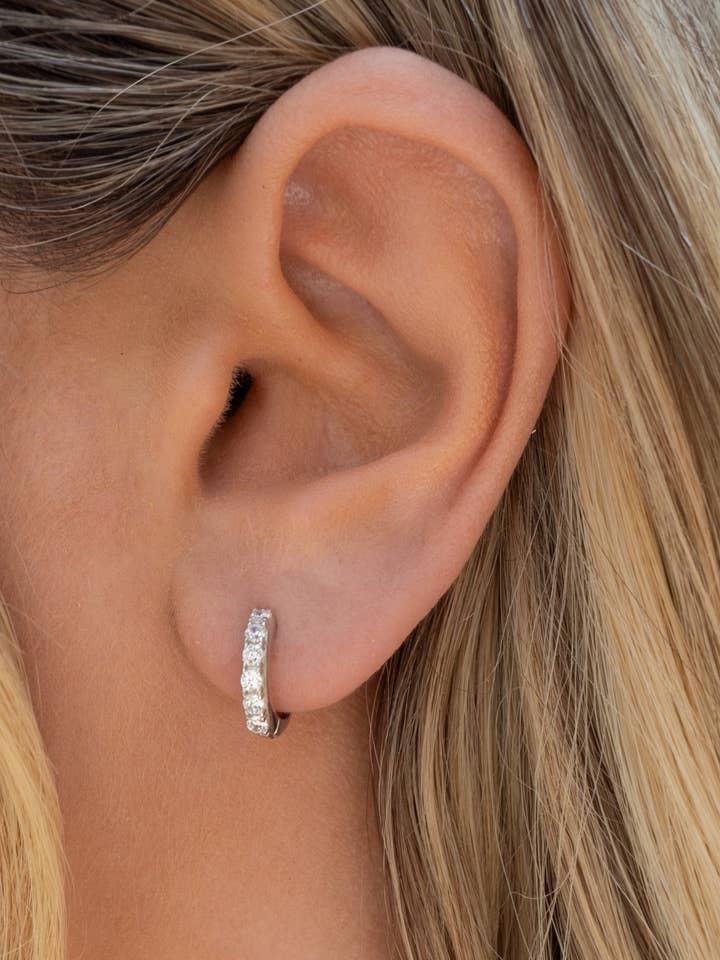 Lia Huggies | Silver for wholesale by JacqMaria Jewelry