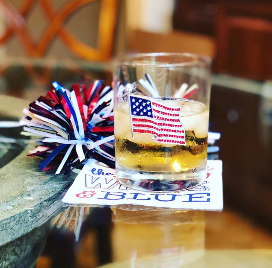 The Queens' Jewels® - Vente Verres à cocktail/alcool - Verre à l'ancienne double orné de bijoux avec drapeau américain