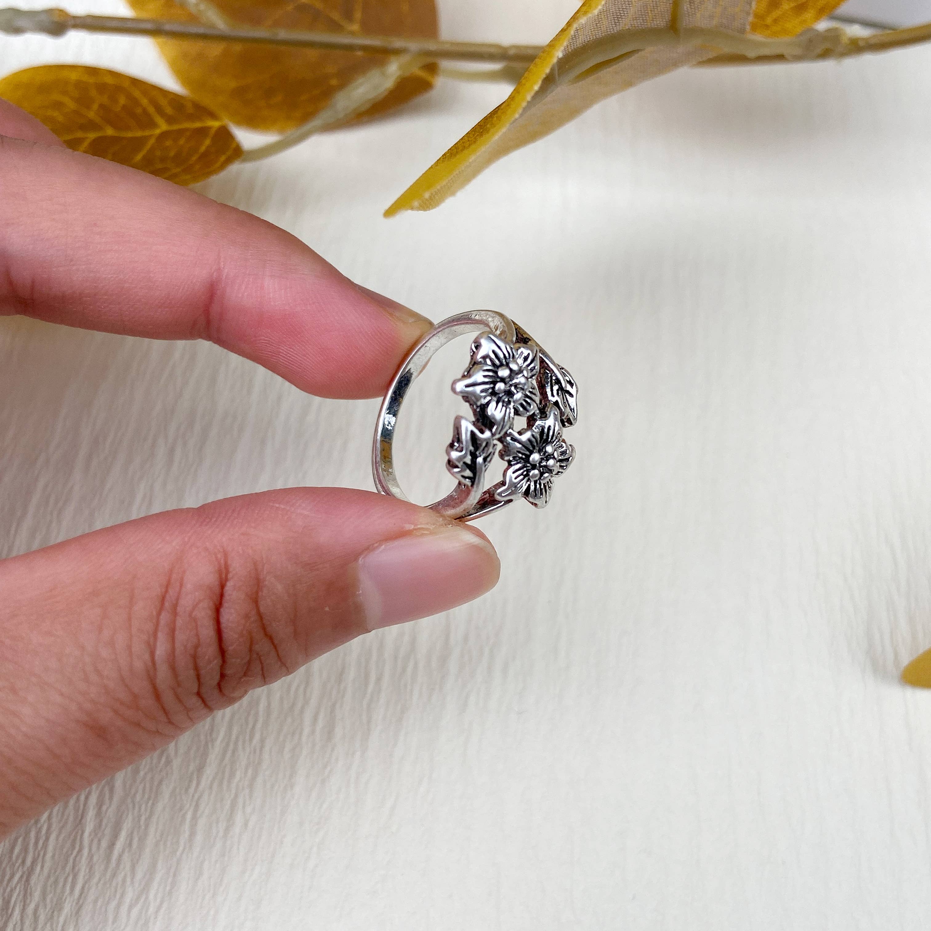 mildstyles – wholesale Cocktail/Statement Ring – Grace Blomma Bladring5