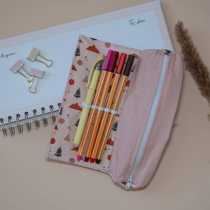Pencil case, mini Mountain pink for wholesale by Tochter von Walter