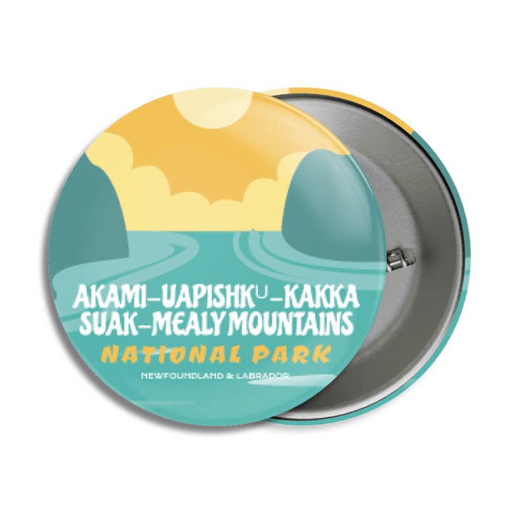 Bouton épinglé du parc national du Canada des monts Akami-Uapishk-Kakkasuak-Mealy pour la vente par Canada Untamed