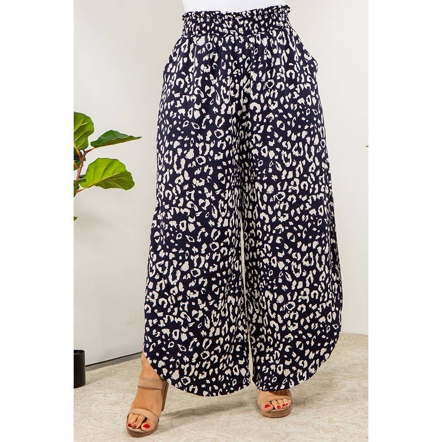 Curve Market - Wholesale Pants - Women's - PLUS SIZE ROUND HEM SIDE SLIT WIDE PANTS7