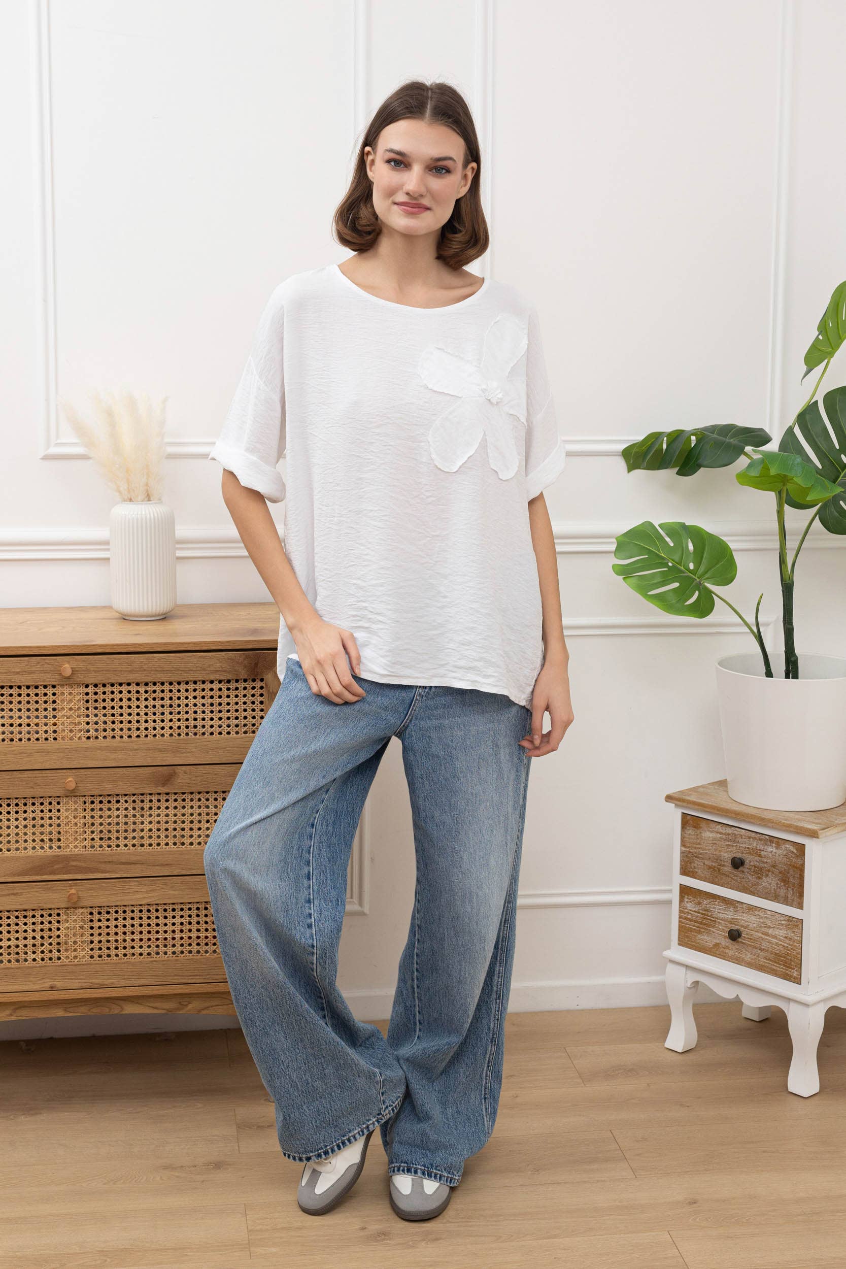 Happy look - Wholesale Blouse - Women's - Viscose Top with Round Neck and Flower Embroidery11