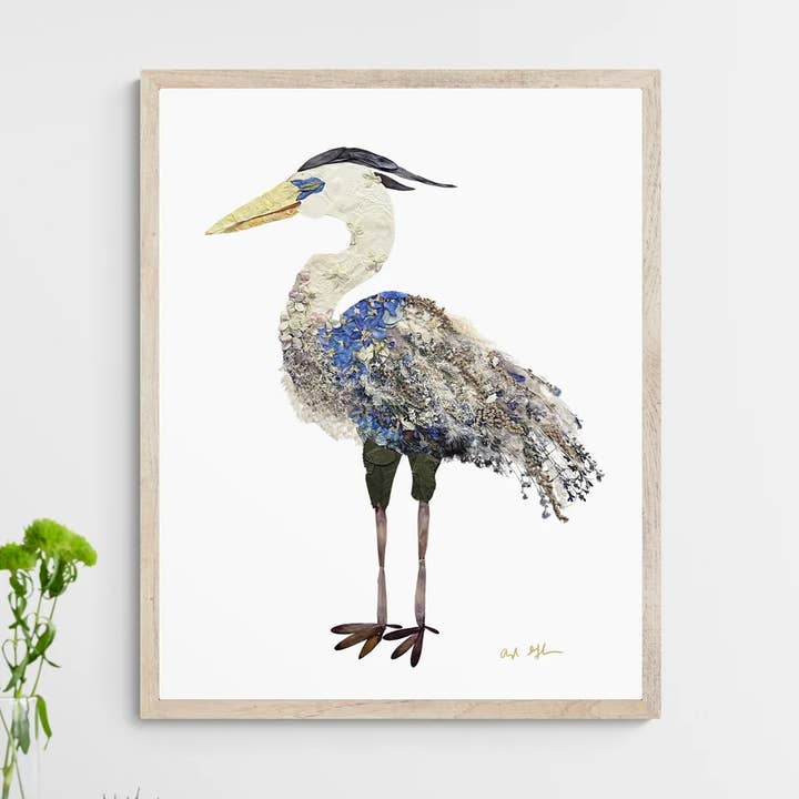 Blå hegre | Presset blomsterkunsttryk for engroshandel hos Oxeye Floral Co.