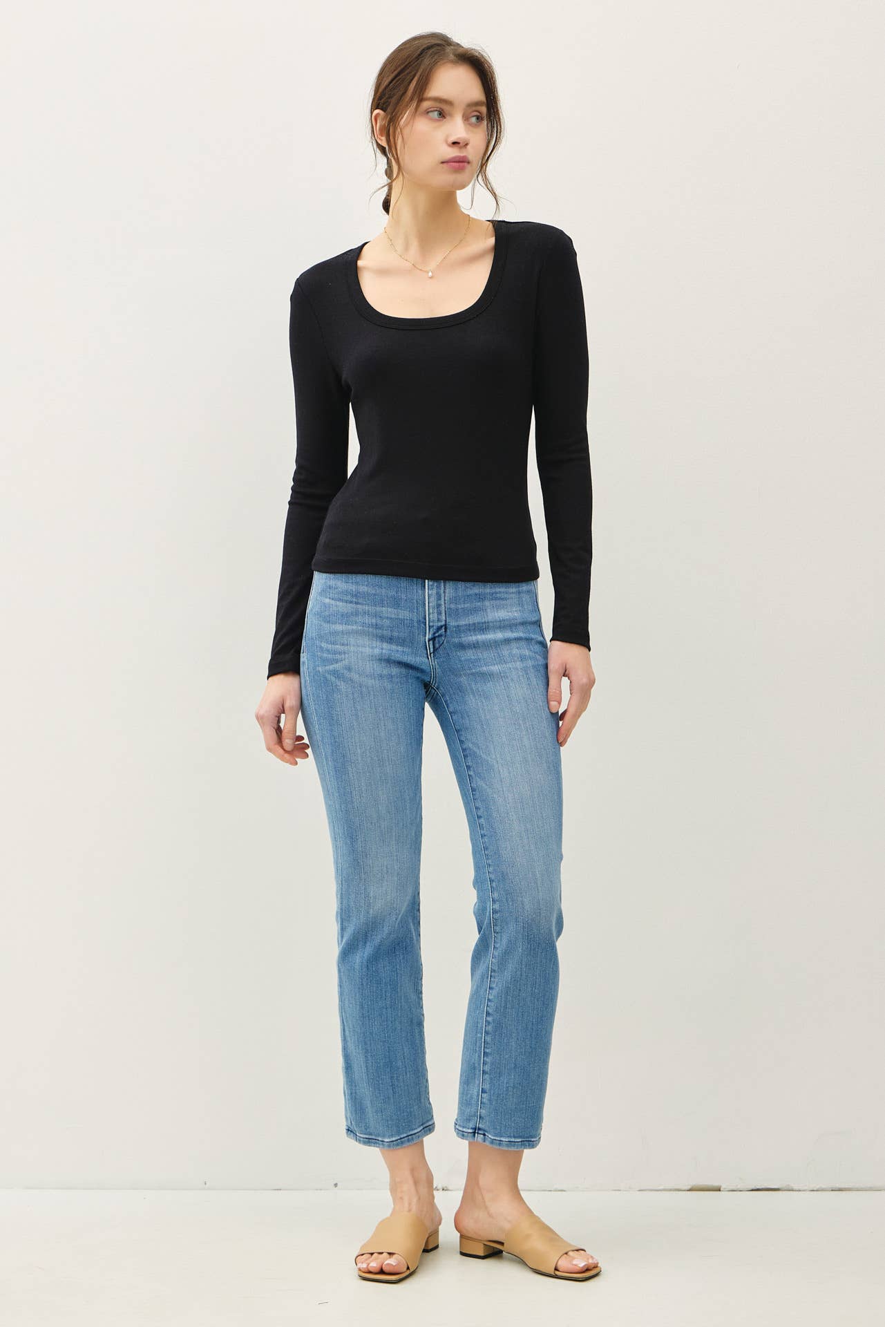 Be Cool - Wholesale Knit Top - Women's - BASIC SCOOP NECK LONG SLEEVE TOP1
