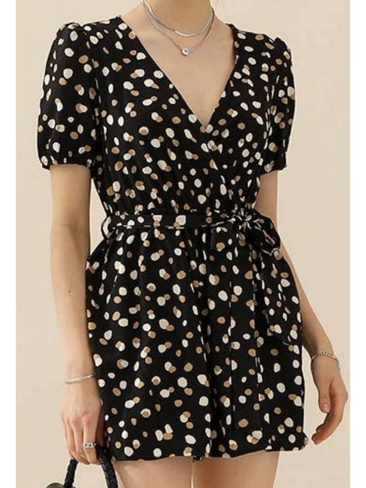 Combishort à pois pour la vente par TOO CHIC BOUTIQUE & CO. LLC