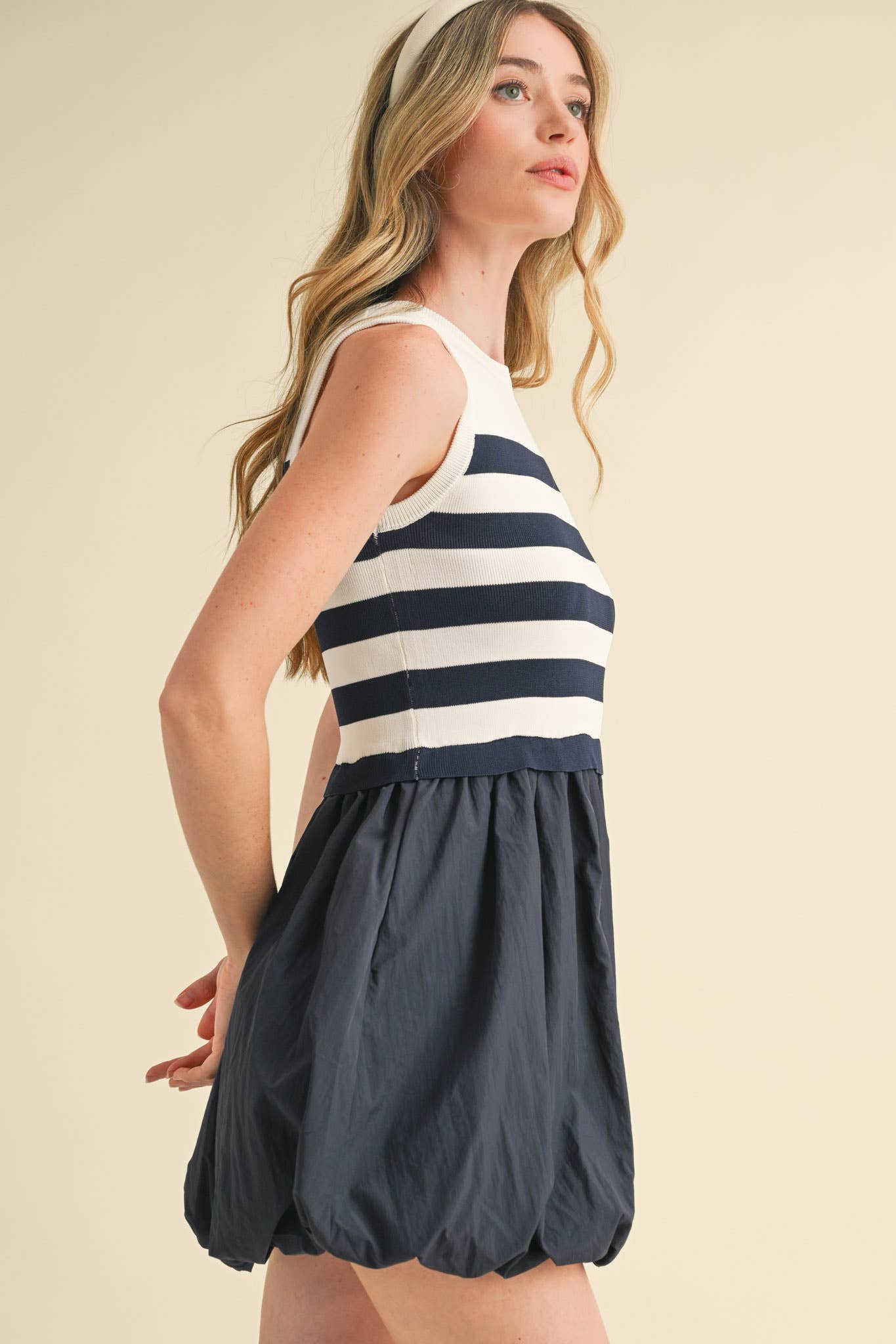 &MERCI – Vestido - Mulher por atacado – VESTIDO MINI COM BAINHA BOLHA EM MÍDIA MISTA MDR371019