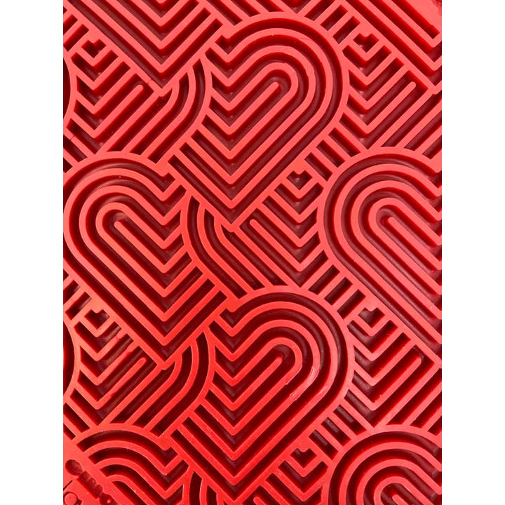 SodaPup Dog Toys – wholesale Pet food mat – Dog – Heart Design Valentine Enrichment Lick Mat8