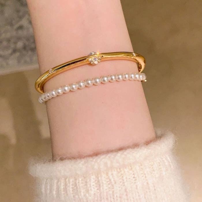 LanLivia - Wholesale Cuff Bracelet - Unique Design Twinkled Star Bangles6