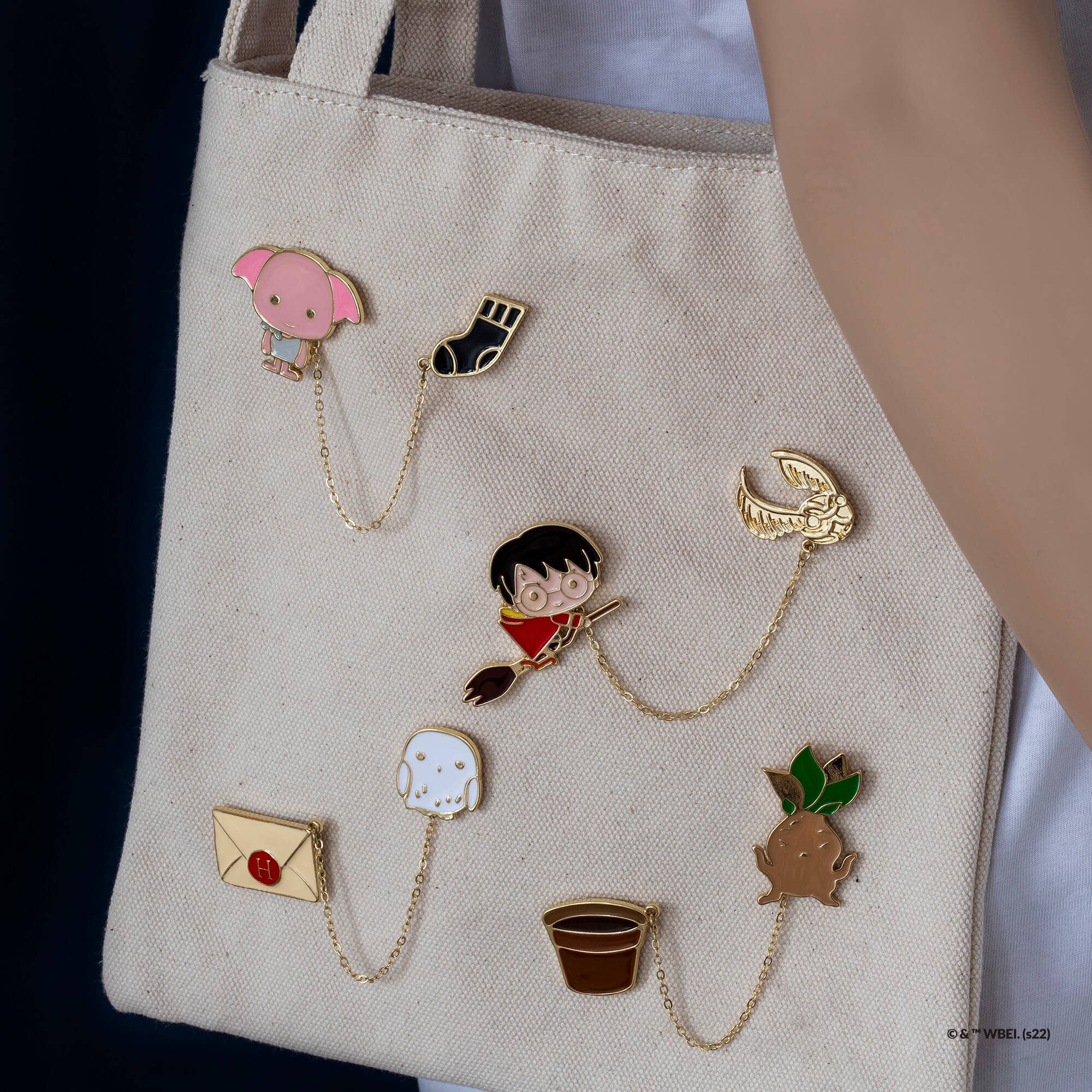 Short Story - Wholesale Lapel Pin/Button - Harry Potter Enamel Pin Mandrake & Pot3