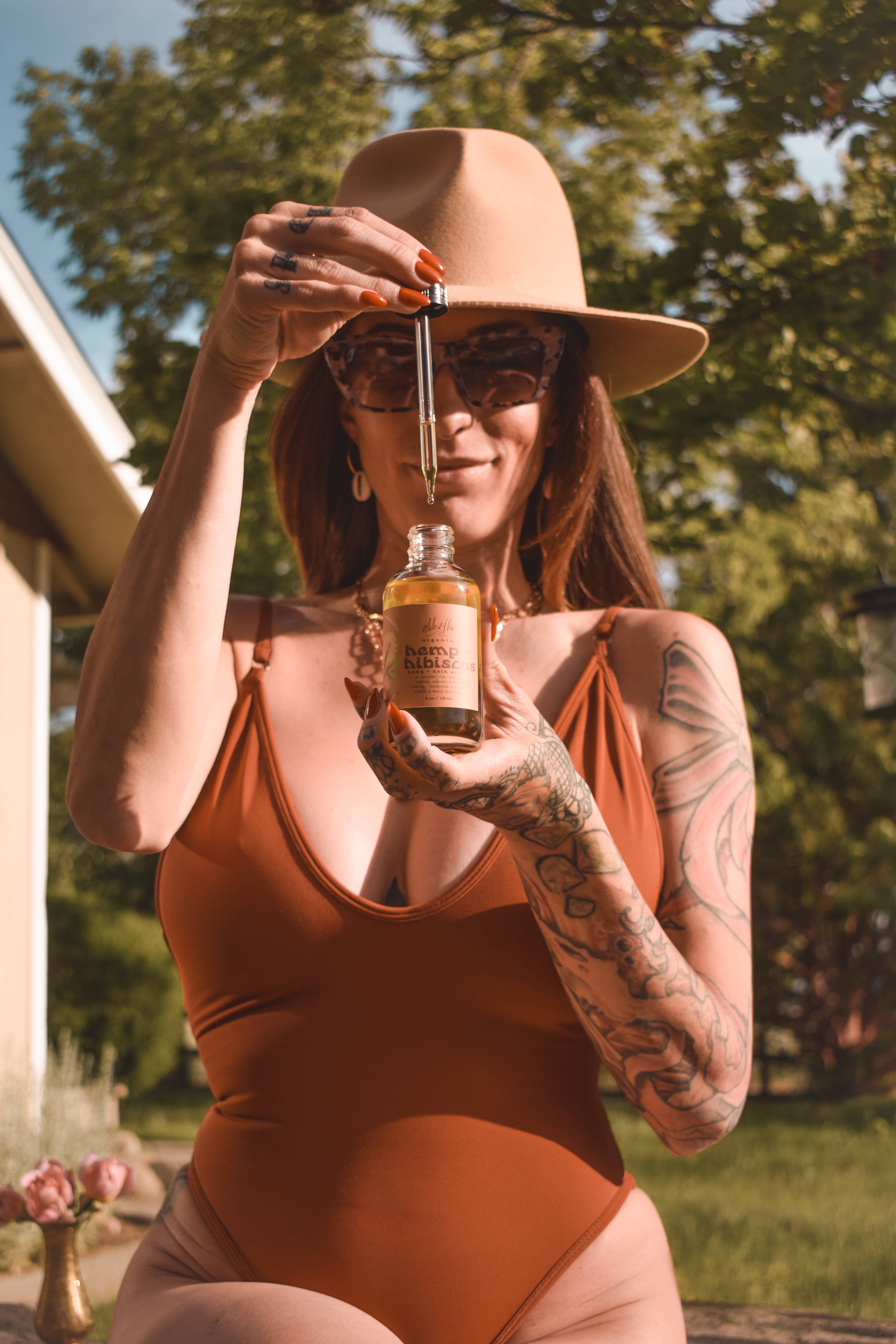 Ebb & Flow – Großhandel Bade-/Körperöl – Hanf + Hibiskus - Bio-Bad- und Körperöl1