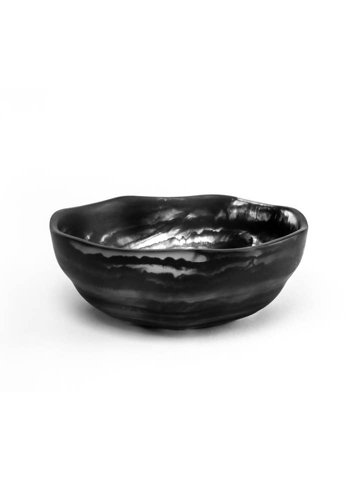 Medium Wavy Bowl- Black Swirl for wholesale by The modern wick