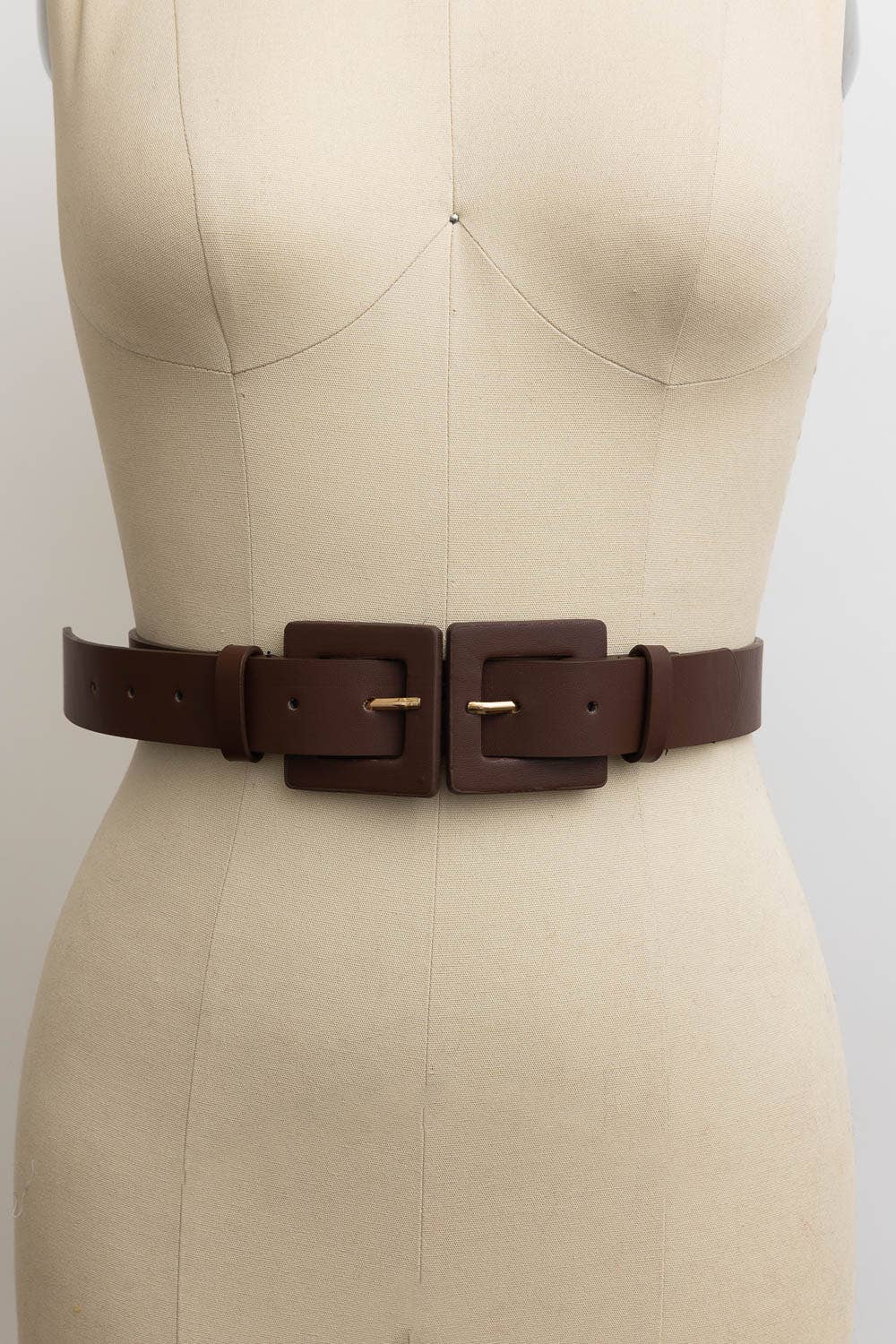 Leto Accessories – Großhandel Gürtel – Damen – Gürtel aus veganem Leder mit Doppelschnalle3