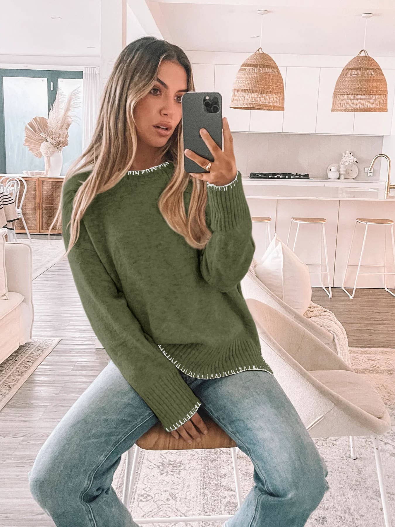Lily Clothing - Wholesale Knit Sweater - Women's - Solid color sweater with pullover trim crew neck3