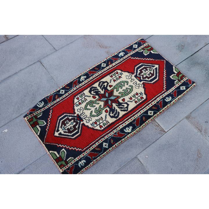 The Loom Wholesale – Großhandel Teppichvorleger – Kleine türkische Vintage-Anatolische Teppiche 0,52x0,98 m4