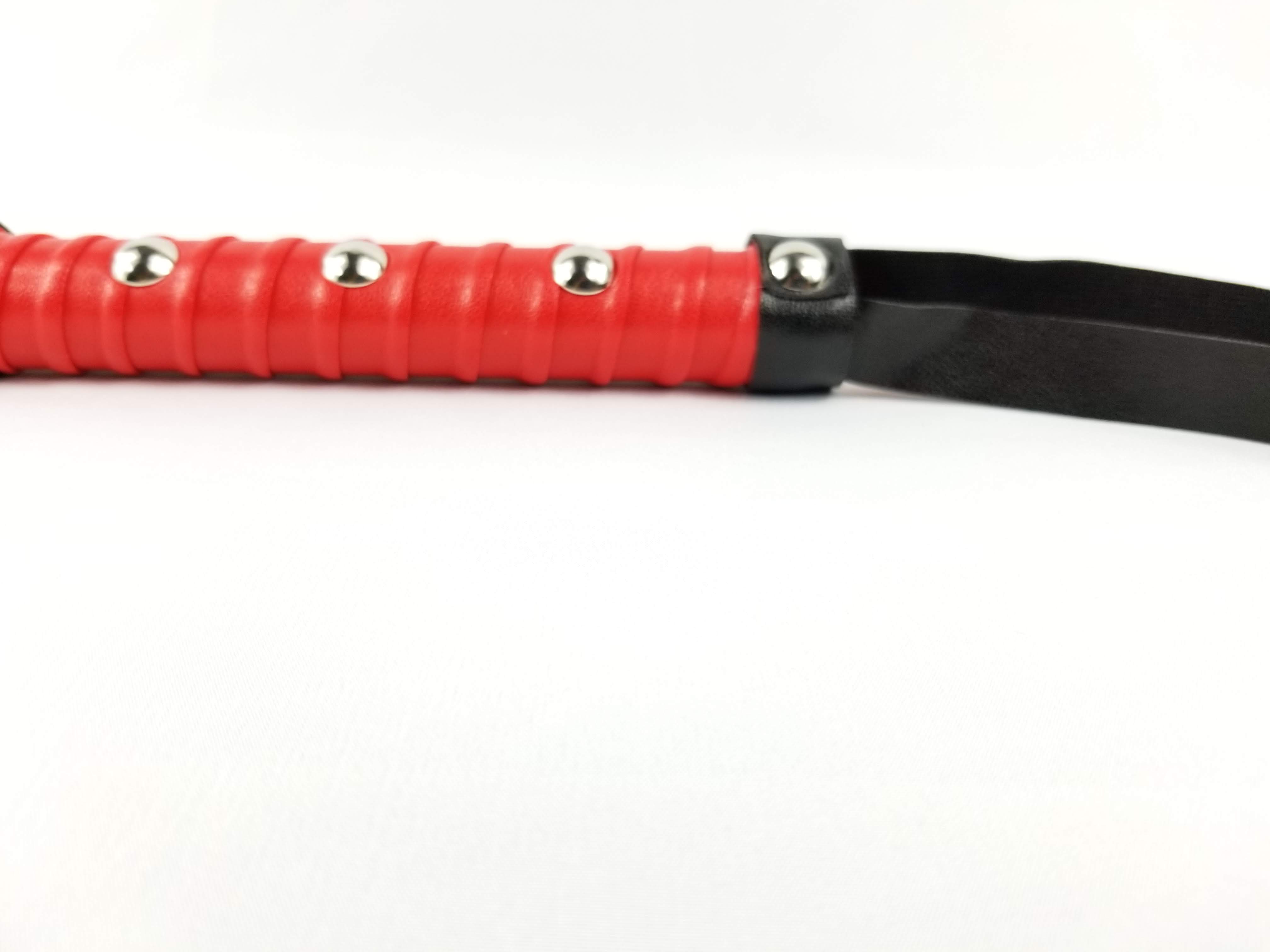 VIGOR - Wholesale Sex Toy - Spanking Bondage Whip 17"6