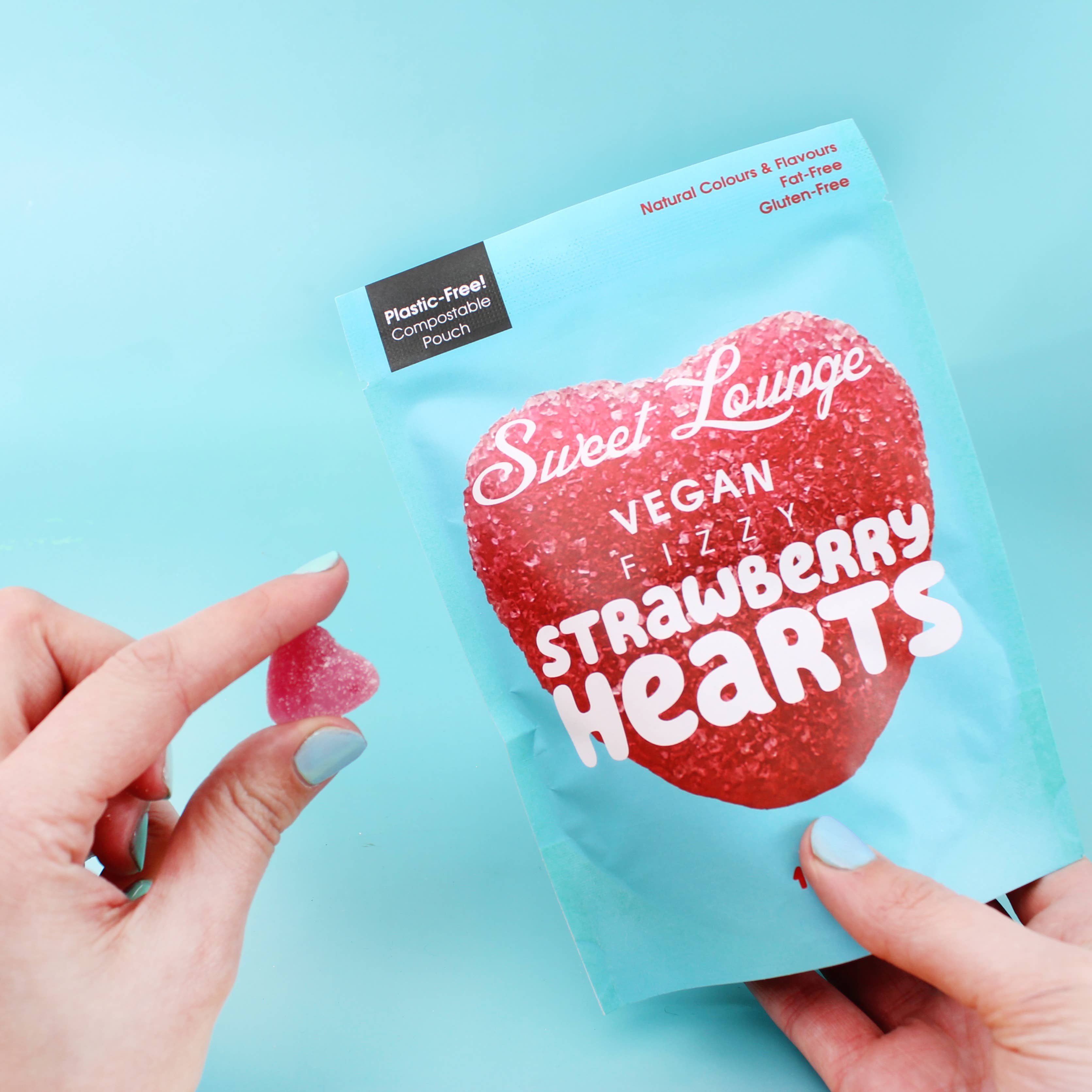 Sweet Lounge - Wholesale Gummy - Vegan Fizzy Strawberry Hearts (Plastic-free) 130g1