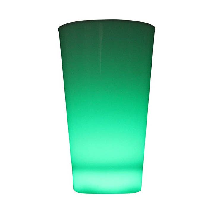 Coupe LED Glow pour les anniversaires et les fêtes du Cinco De Mayo pour la vente par Blinkee.com, LLC