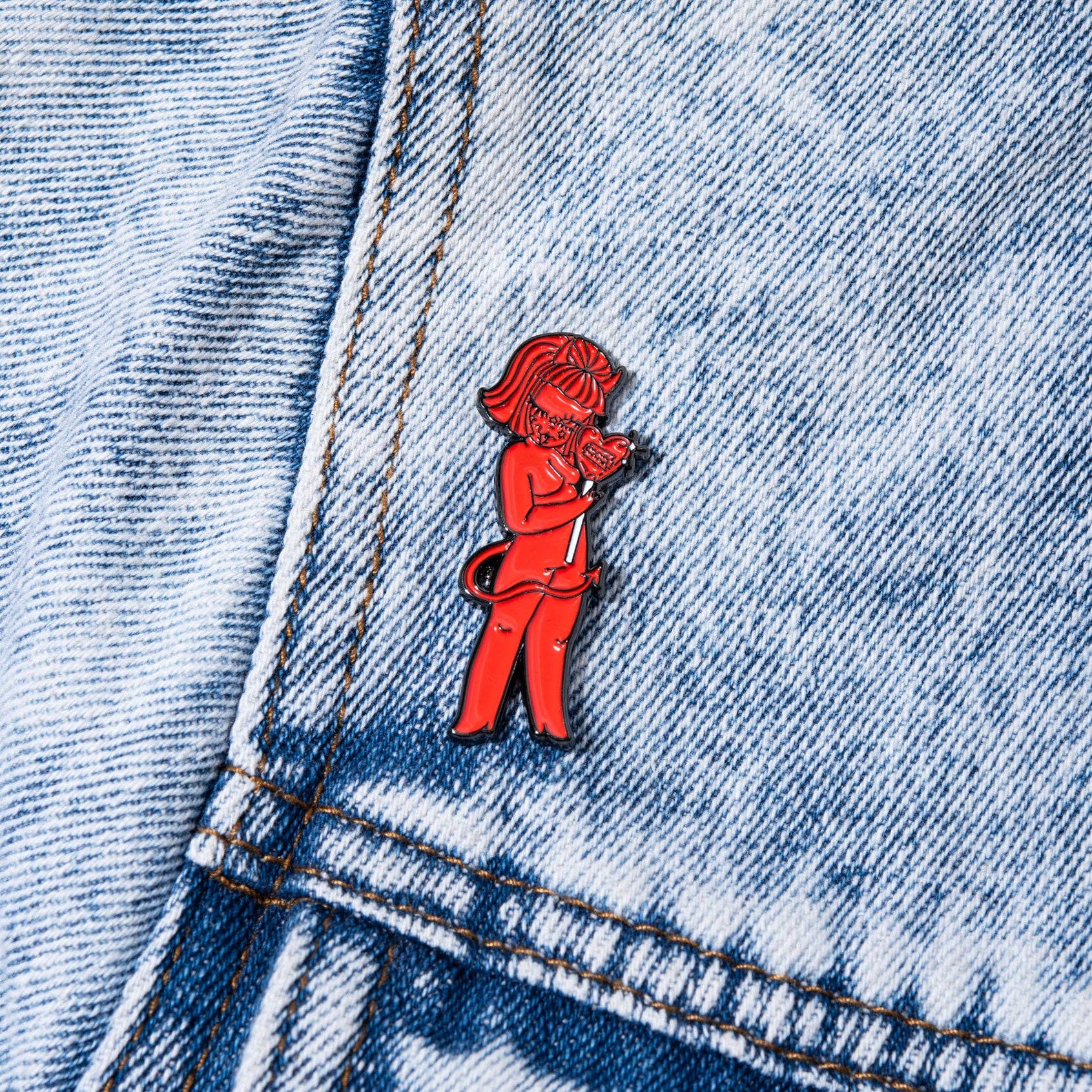 Valfre - Wholesale Lapel Pin/Button - Lucy Lolli Pin1