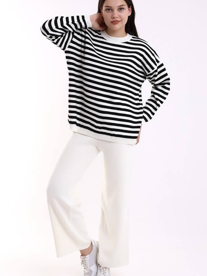 STRIKJAKKESÆT BUKSER SWEATER for engroshandel hos Cloth Cube