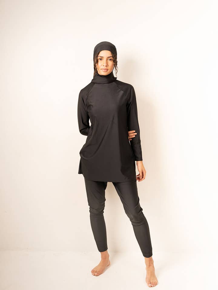Black Plus Size Burkini/HY2470 for wholesale on Faire