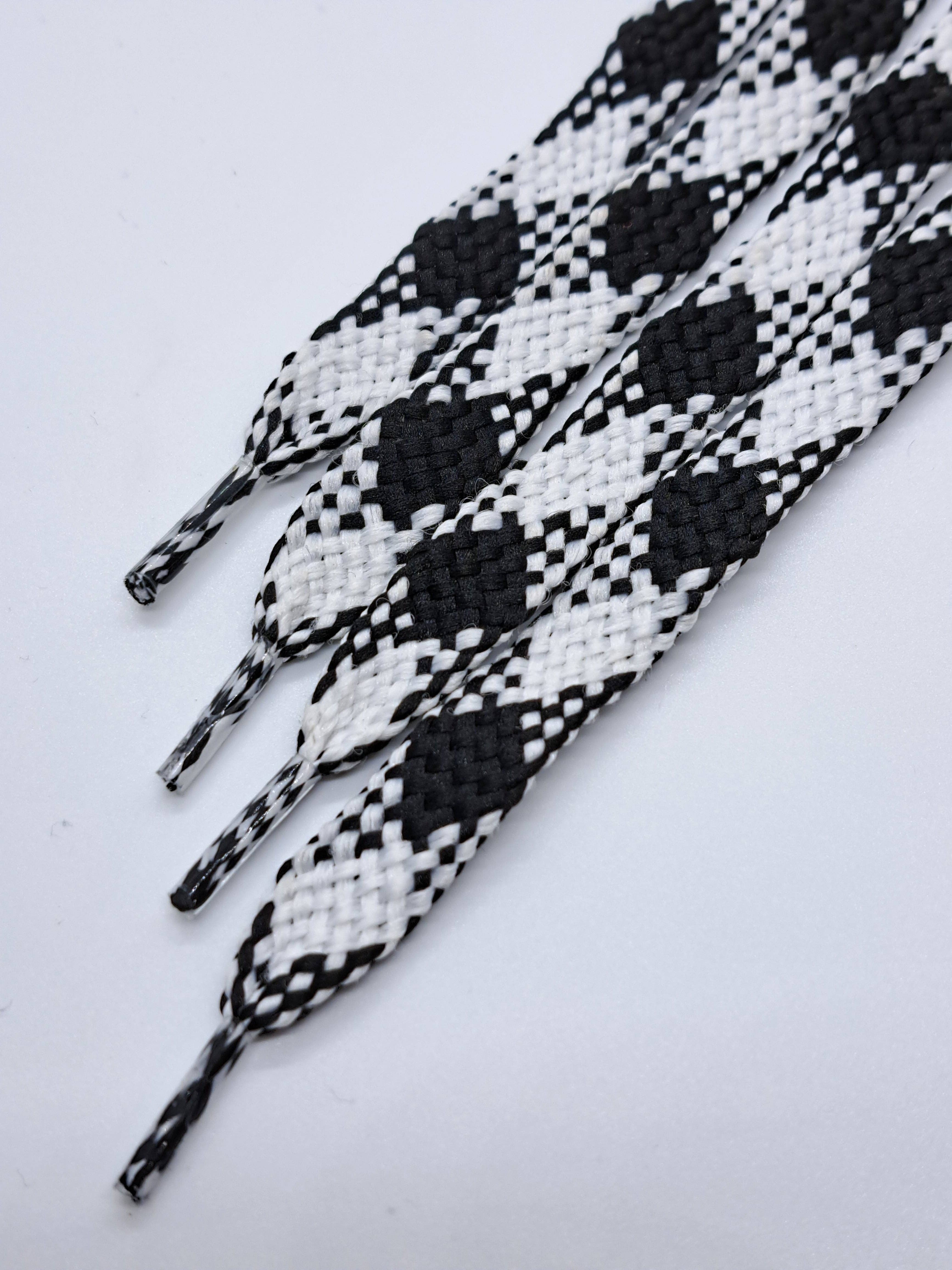 The Shoelace Factory - Wholesale Shoelaces - Unisex - Flat Argyle Shoelaces - Black and White0
