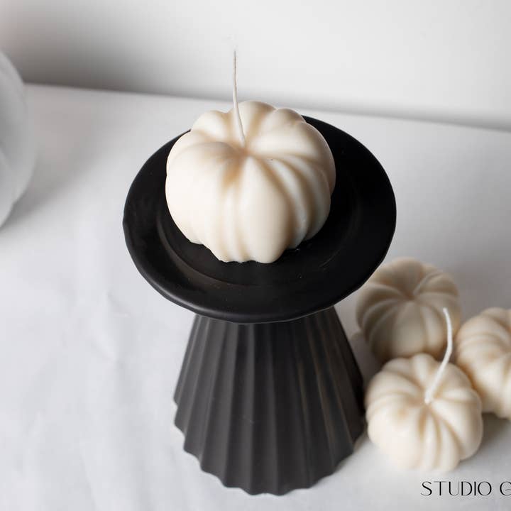 Bougie CITROUILLE | Bougie décorative | Cire de soja pour la vente par Studio Candela